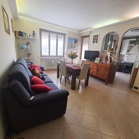 Appartamento Vinovo Centro Buitenkant foto